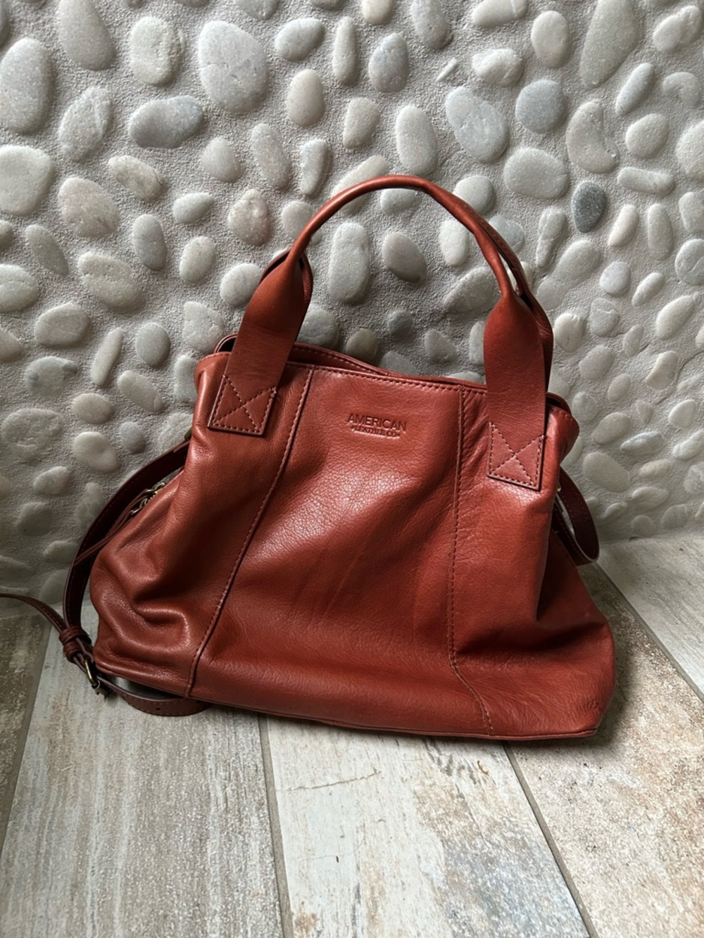 American Leather Co. Genuine Leather Purse